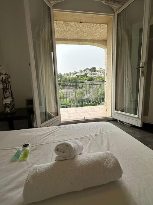 Villa Constance 3 Antibes - Spacieux Logement En Dernier Etage Exteriér fotografie